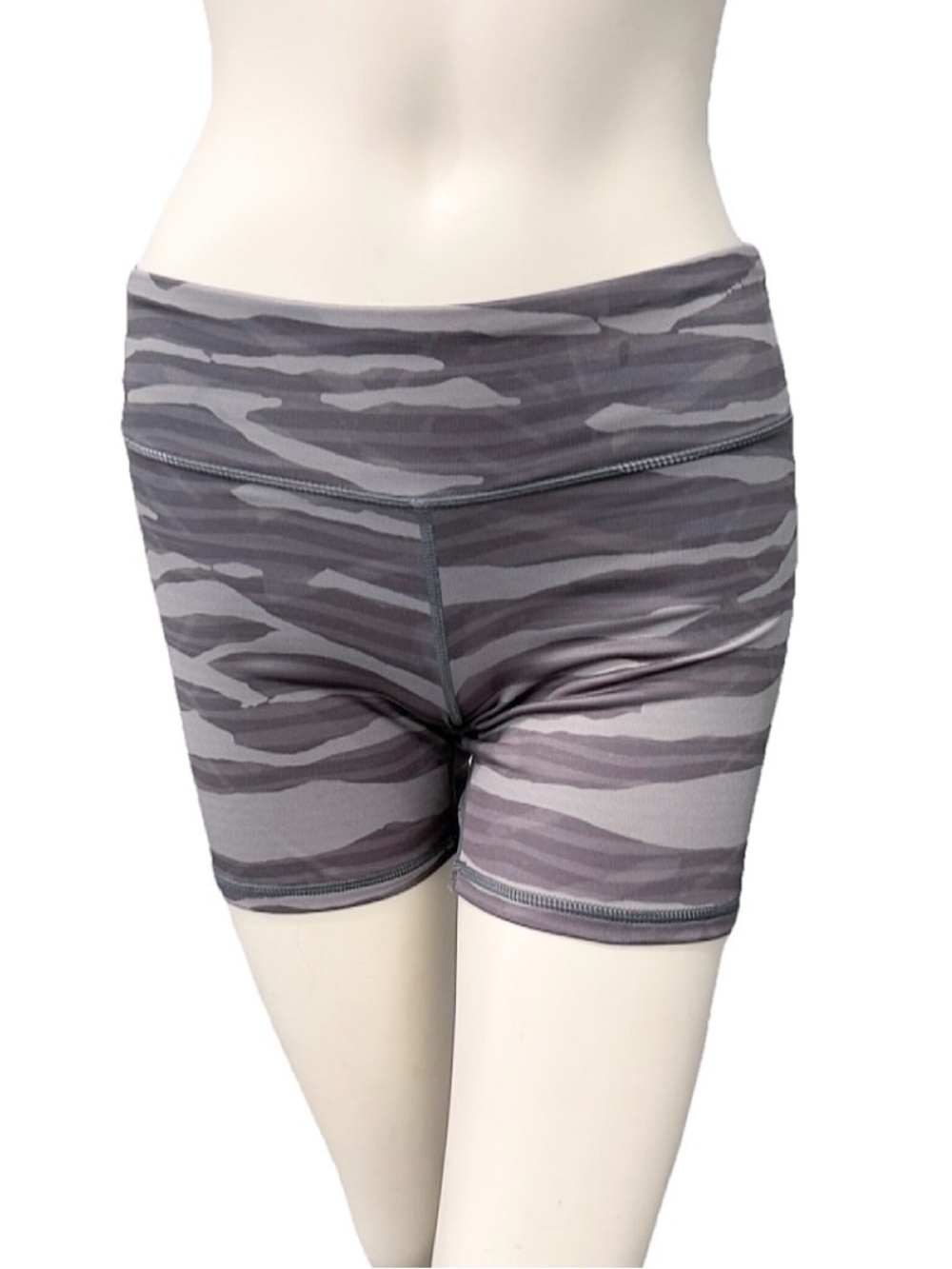 IAB MFG Gray Camo High Rise Biker Shorts Size Small Compression